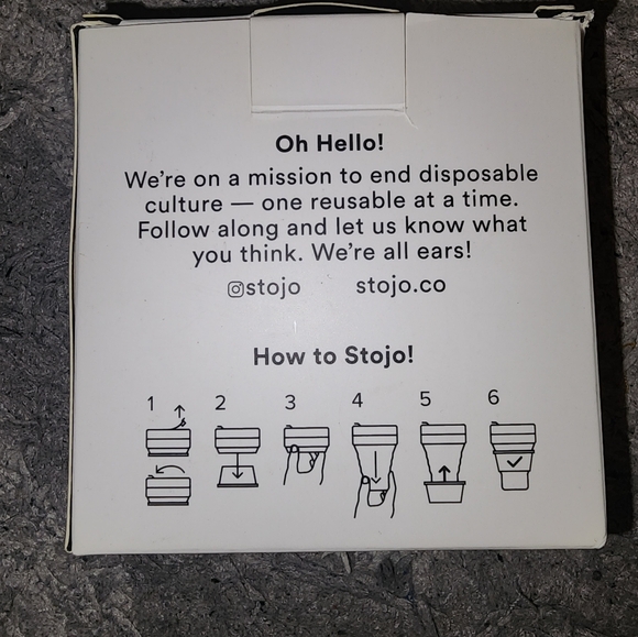 Stojo Collapsible Cup with 4 Reusable Straws - Picture 3 of 6